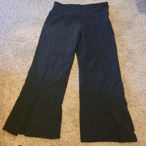 Ruby Ribbon L mid calf flares